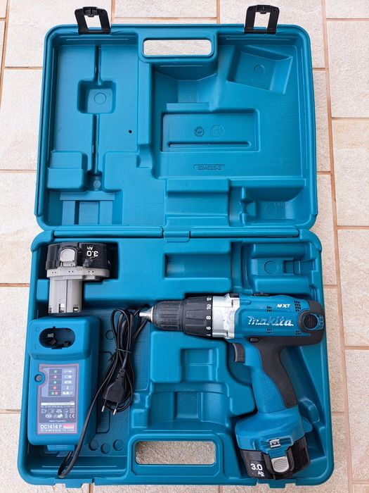 Masină de găurit și înșurubat Makita 8434D
