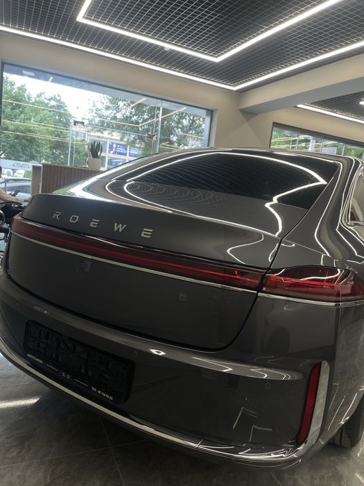 Roewe M7 DMH 2026