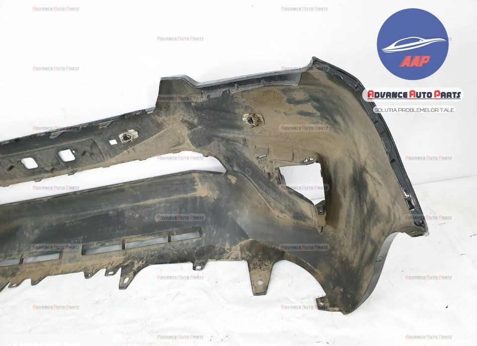 Предна броня оригинална в добро състояние Тойота Ленд Крузър / Toyota