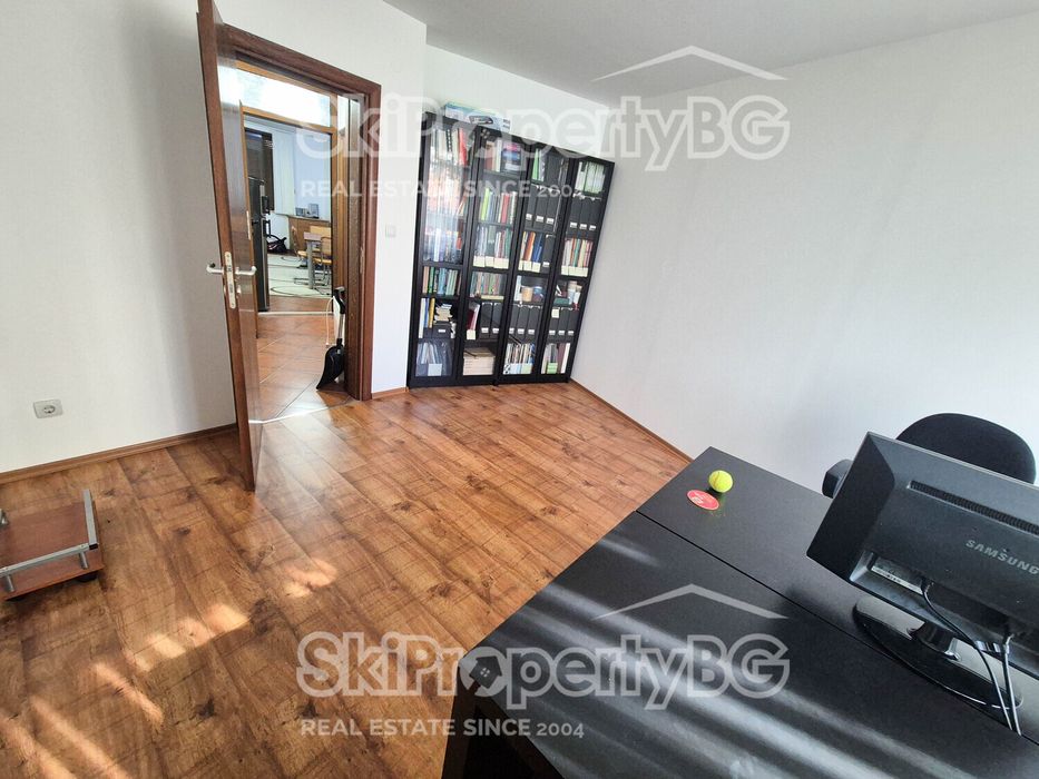 Южен двустаен апартамент с камина!