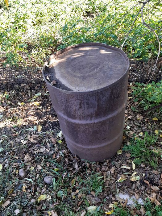 Продам бочку 200л