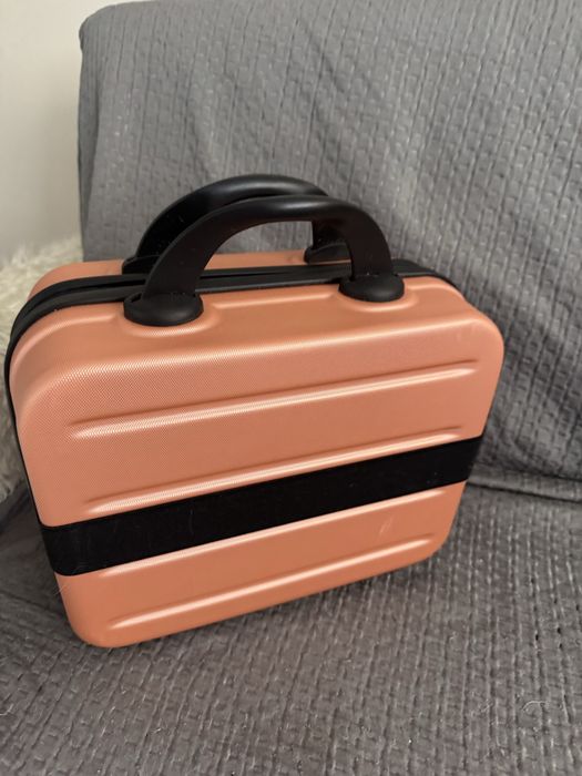 Нова надкуфарна козметична чанта за самолет за лични вещи 30/20/15см