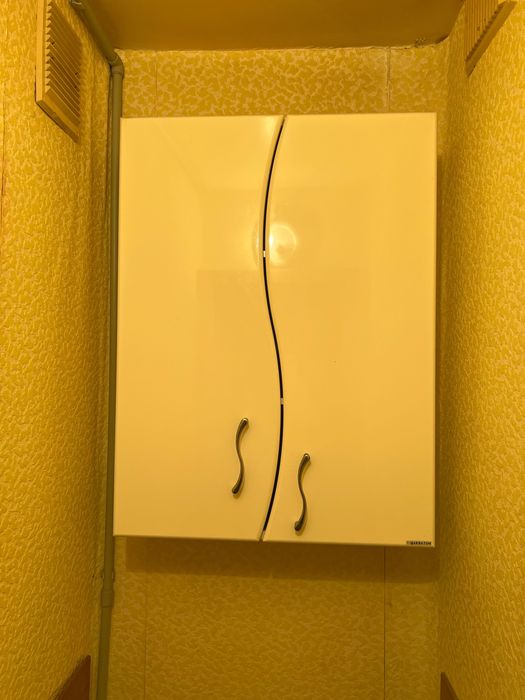 Шкафы, столы, тумбы