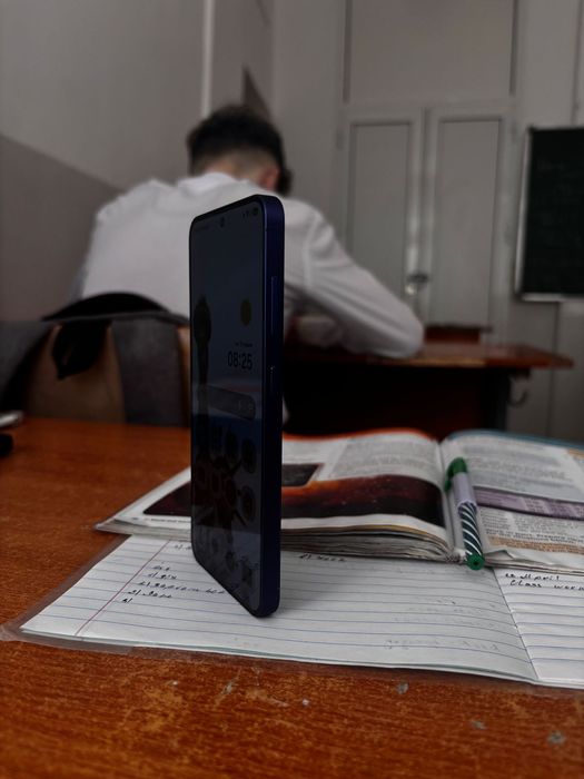 Samsung s25 128gb озу 12 гб