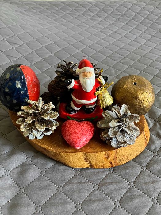 Коледна декорация за маса и стена