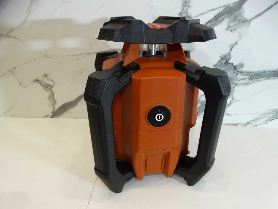 09.2025 - Hilti PR 40 - 22 / Nuron - Ротационен лазерен нивелир