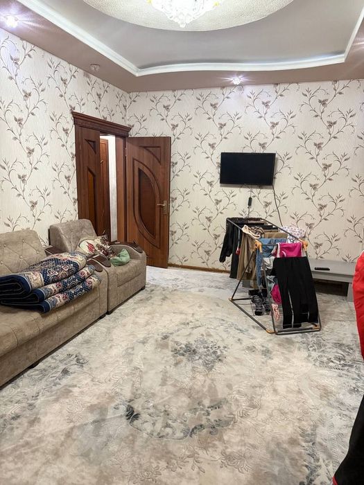 Срочно продаем 3-комнатную квартиру в районе Юнусабад-9