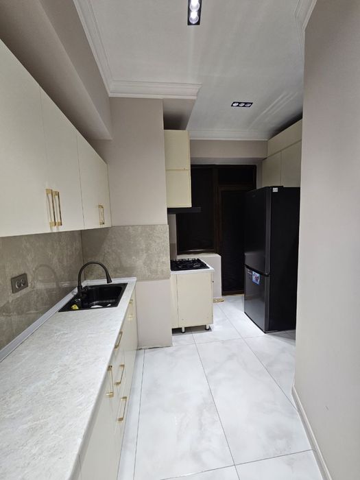 Аренда. Новая 3-х комнатная квартира, ЖК Silk Road, Буз базар, БИЙ.