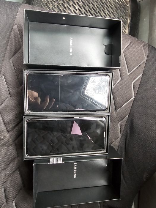 Samsung s10+ plus 2ta bor Vyetnam