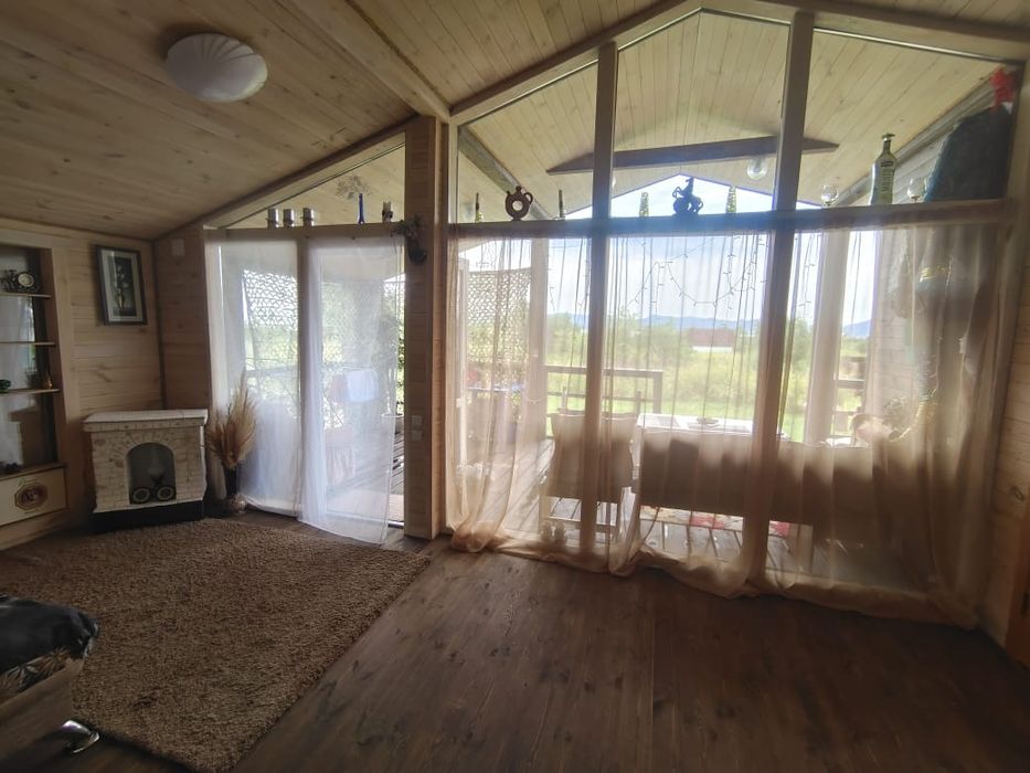 Продам домик на Бухтарме.