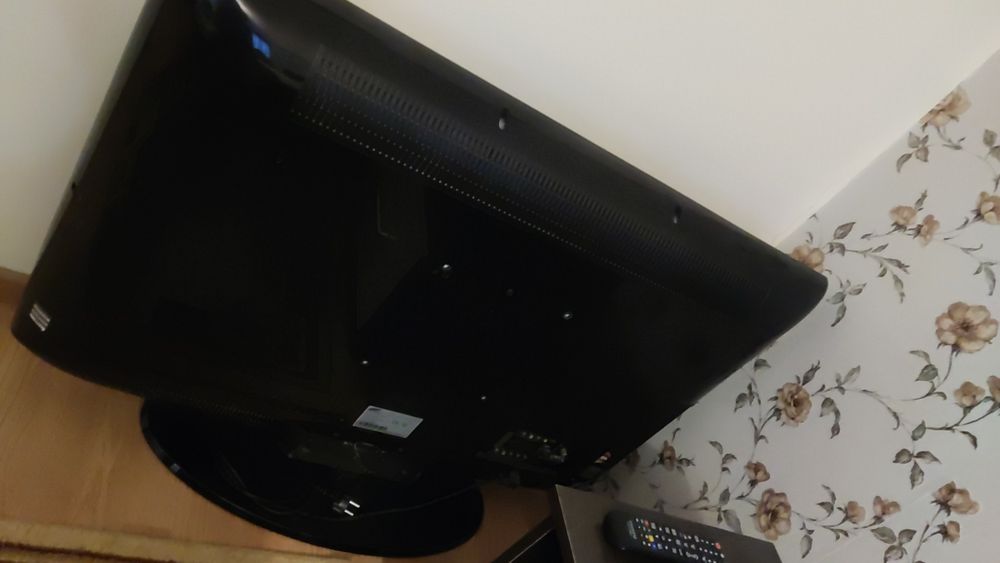 Продается телевизор