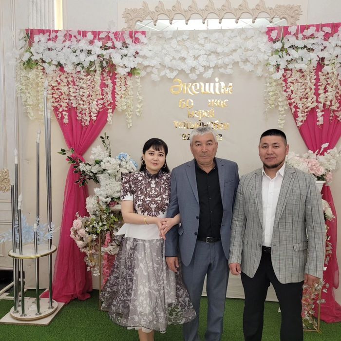 Красивое платье новое