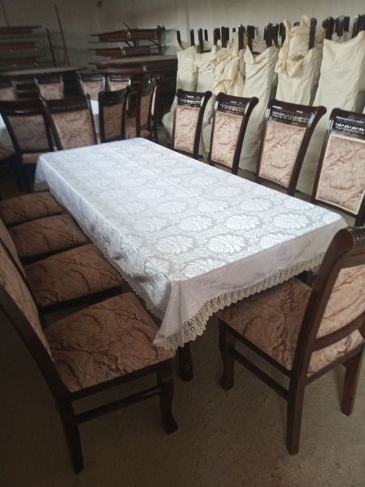 Стулья и столы (прямоугольные, круглые)