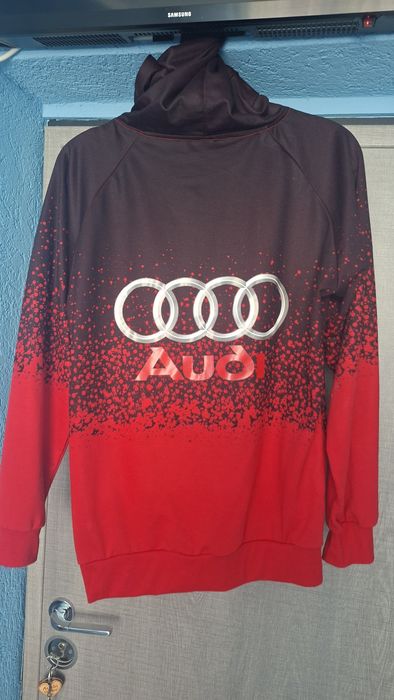Hanorac Audi mărimea M