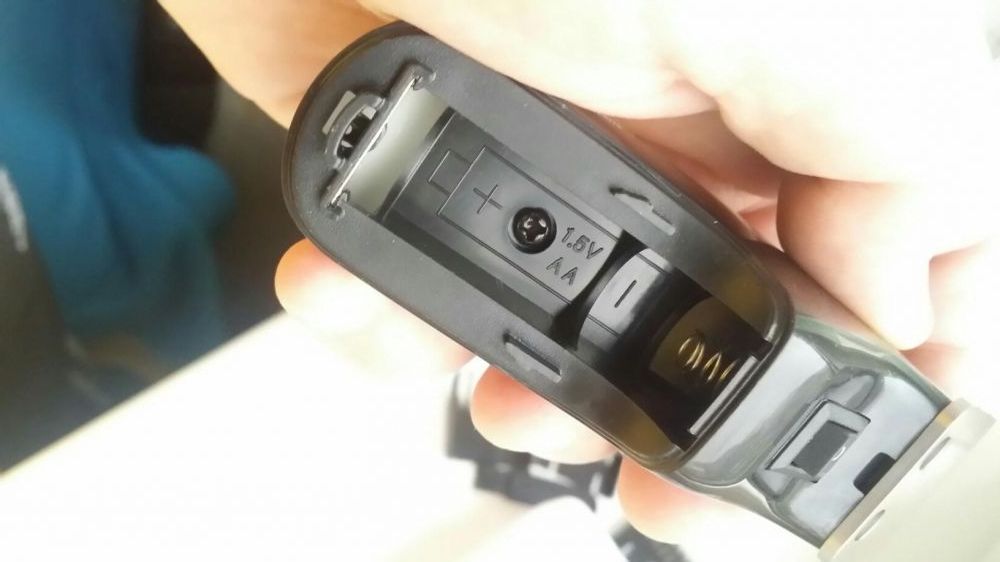 Trimmer mini pentru tuns Barba si Par