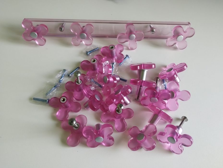 18 buc Mânere mobilier - butoni floare roz  și cuier roz fetițe