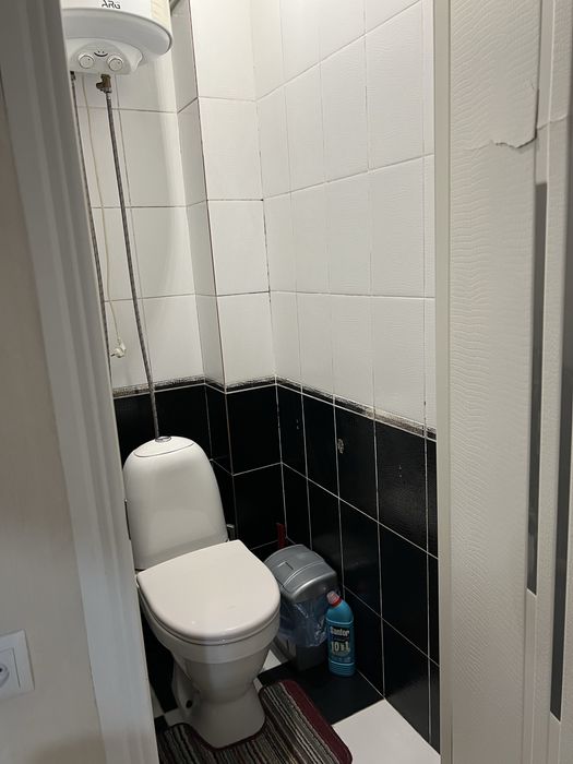 1 комнатная квартира Валиханова 159