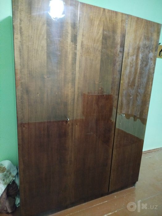 Продам шифоньер советский
