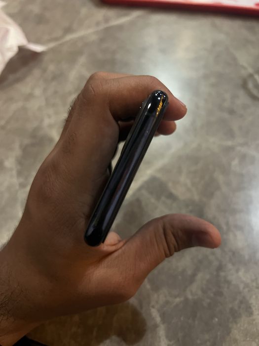 Iphone 11 pro green 256 srochni 250$