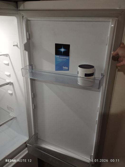 Продаю холодильник