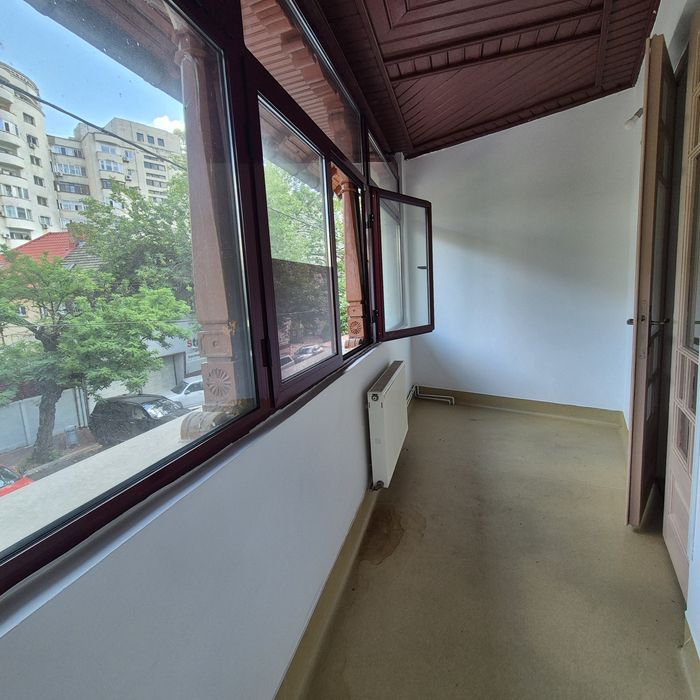 De Inchiriat Spatiu Comercial Zona Decebal
