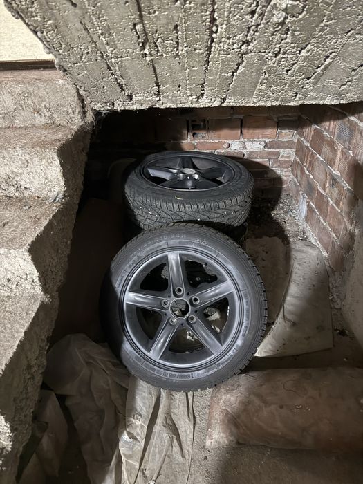 Джанти 16 BMW с нови зимни гуми