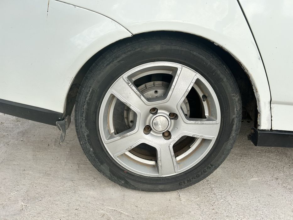 Лада приора донгалак сатам