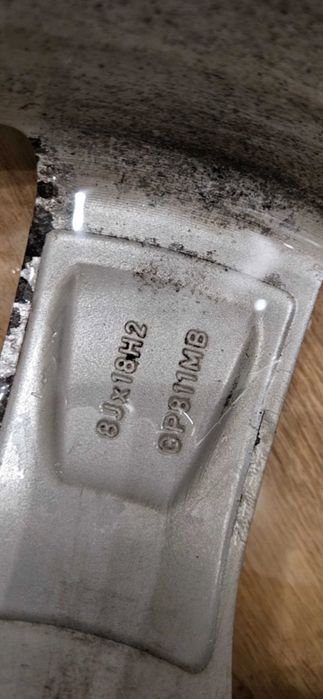 Джанти AUDI 18 " 8Jx18H2 ET31 + Гуми KUMHO WinterCraft WP52 245/40/R18