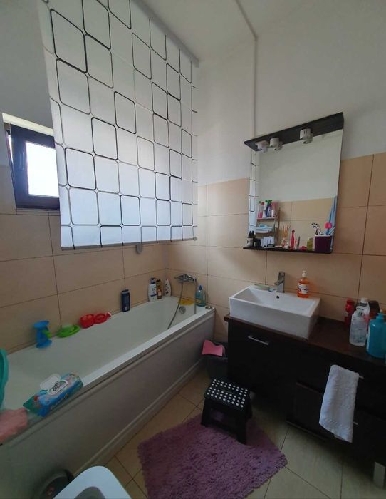 Vând apartament 2 camere