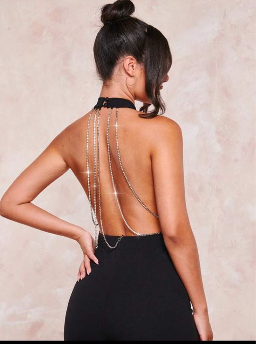 Черен гащеризон с гол гръб