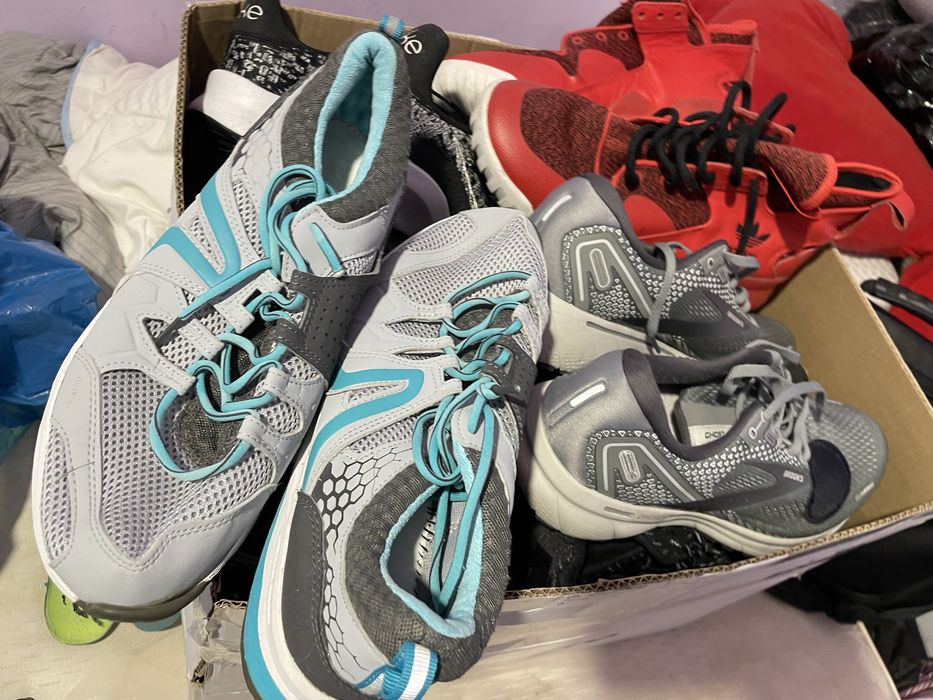 Second si noi adidasi originali