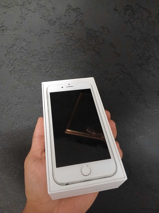Iphone 6 - Без Айклоуд! Готов за работа. Телефона работи добре ЦЕНАТА ПОДЛЕЖИ НА КОМЕНТАР ****