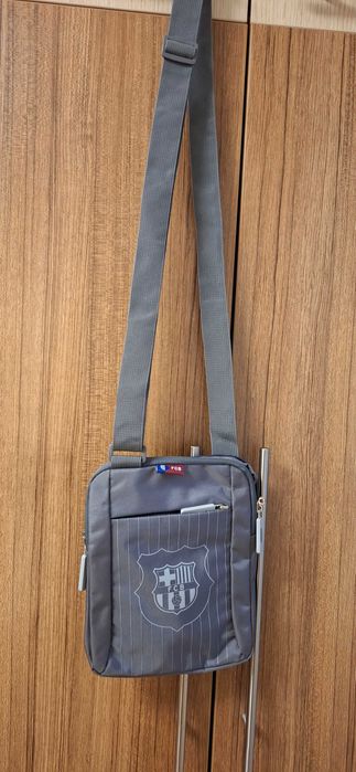 Чантичка през рамо Барселона