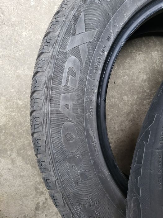 Зимни гуми RoadX RXFROST WH01 205/65/16R.
205/70 R15