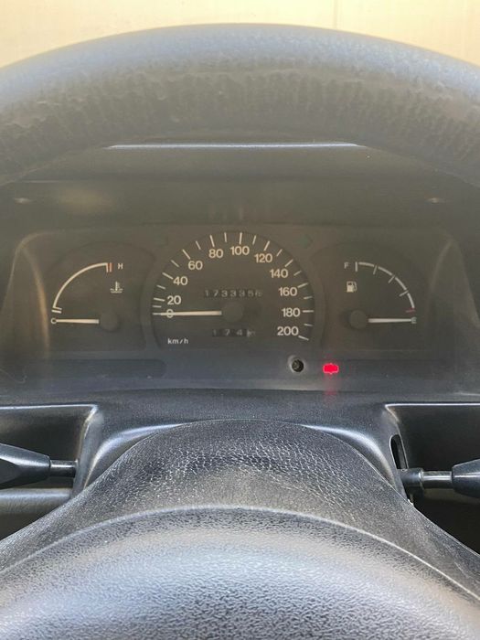 Нехиа 1 сотилади