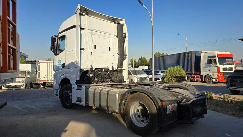 Kamaz tyagach yevro kamaz zamanoviy qulayliklarga ega Chinamotorsdan