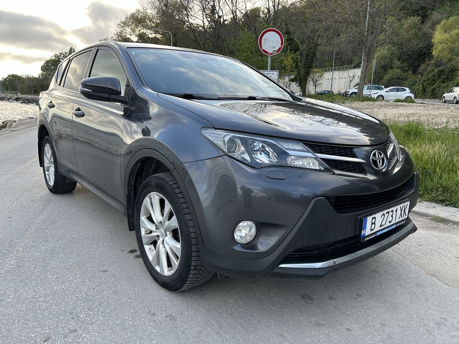 Toyota Rav4 2.2 АВТОМАТ 4х4