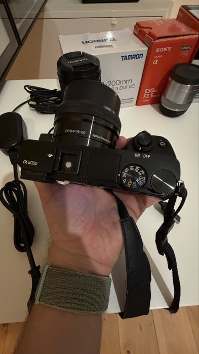Sony a6000 + obiectiv macro + blitz Godox + accesorii