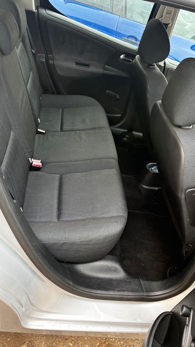 Peugeot 207 1.6 16v VTi