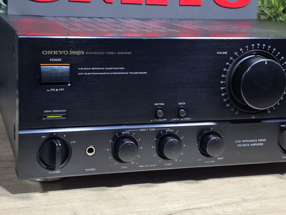 Amplificator ONKYO INTEGRA A-8670, hifi stereo retro ,2x105w 8 ohm