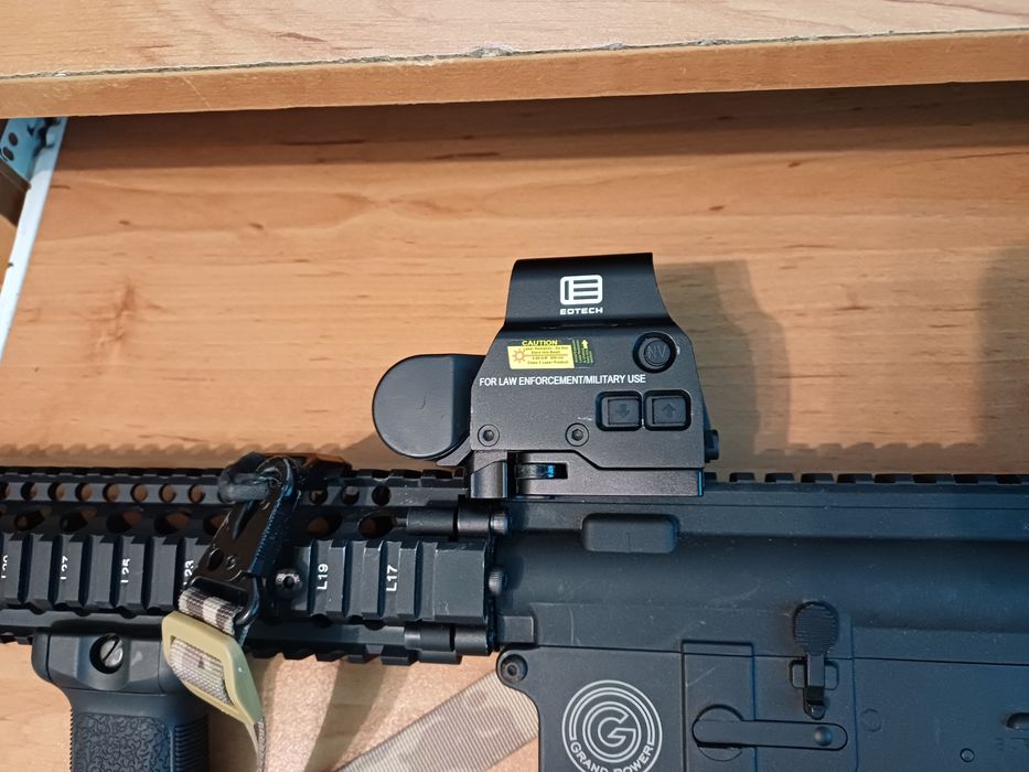 EOTech 558 Holographic Sight airsoft Replica
