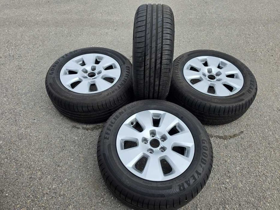 4 бр. Летни гуми 225/60 R16 с алуминиеви джанти 5x112 Audi VW Seat Skoda