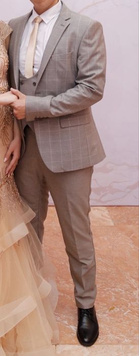 Продам Мужской костюм