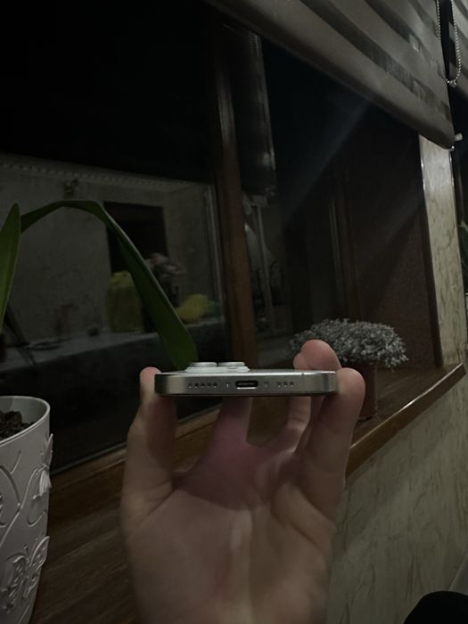 Продается iphone 16 pro 256GB