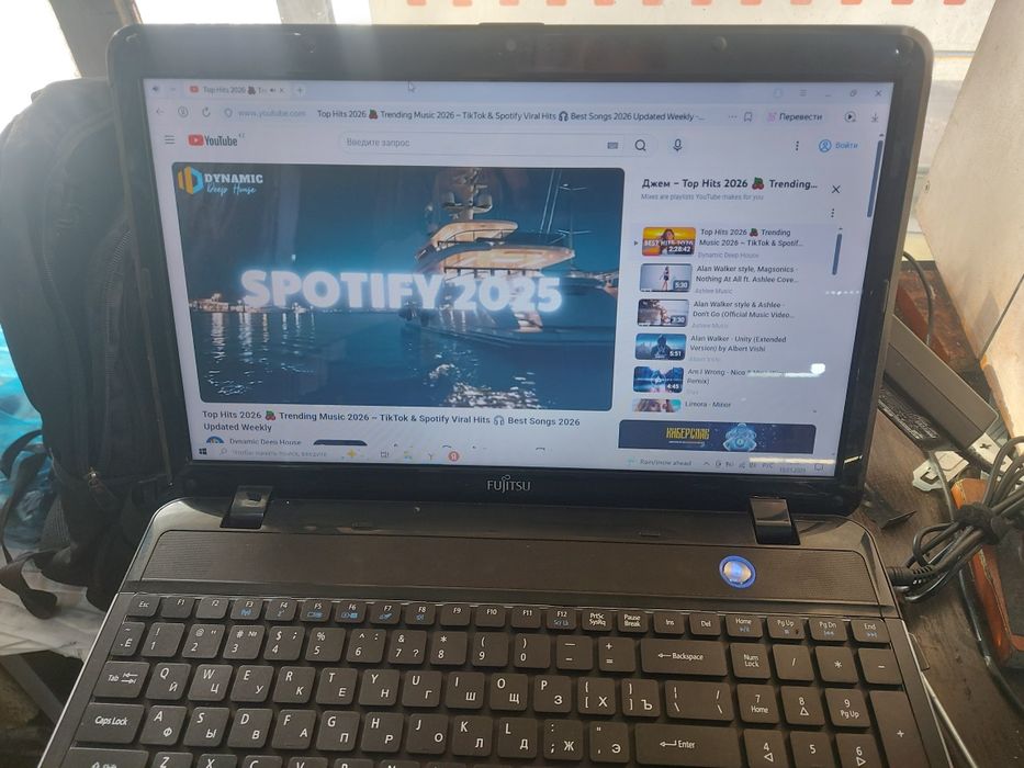 Ноутбук Fujitsu Core i3