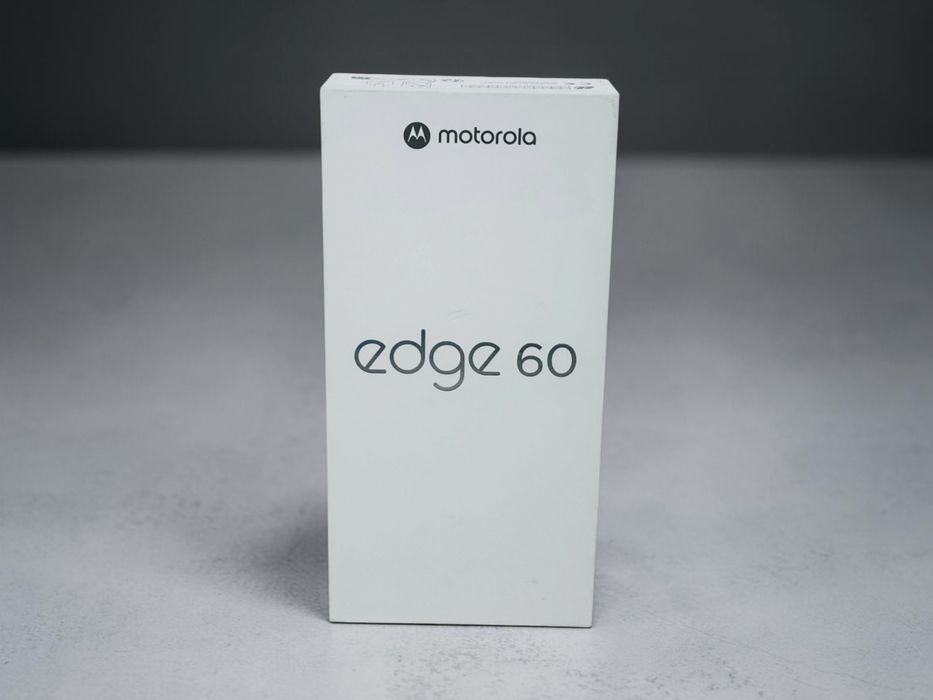 НАЛИЧЕН! Motorola Edge 60 5G 256GB 8RAM Shamrock Greеn 2г. Гаранция!
