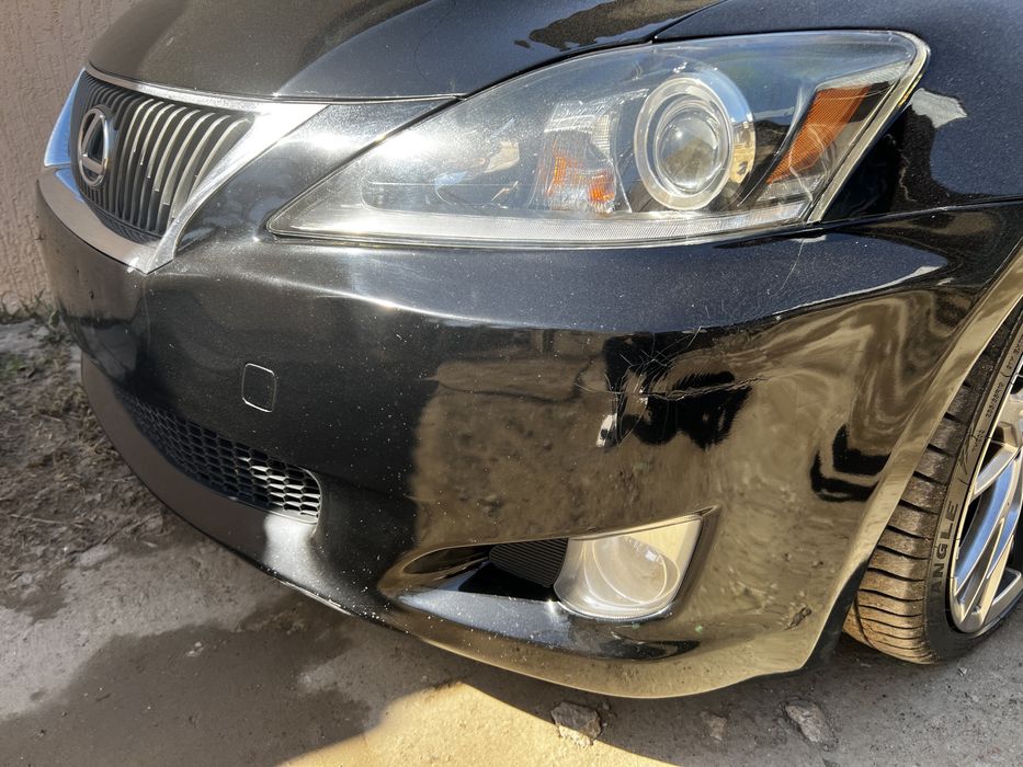 Бампер lexus is250