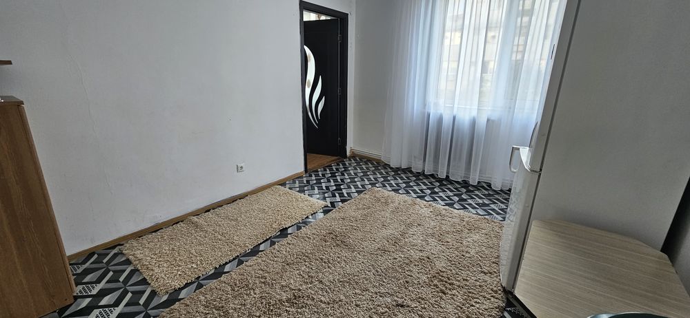 Vanzare apartament 2 camere
