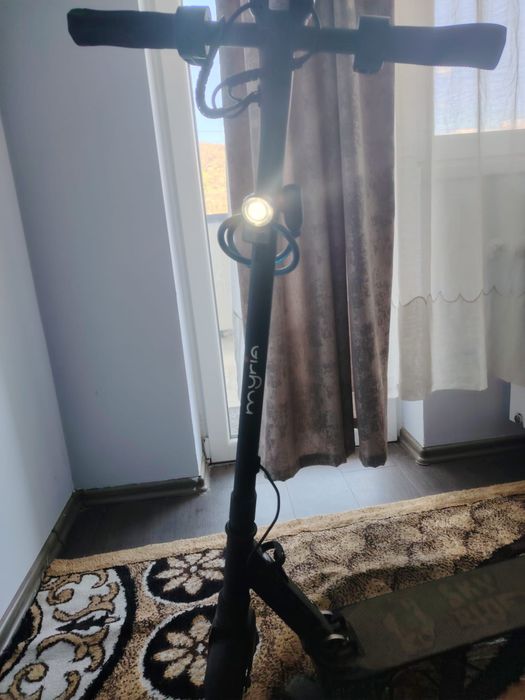 Vand trotineta electrica