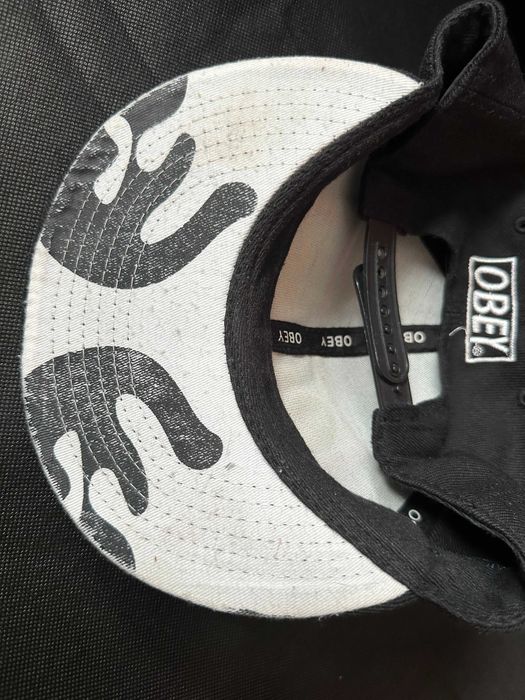 Шапки New Era и OBEY